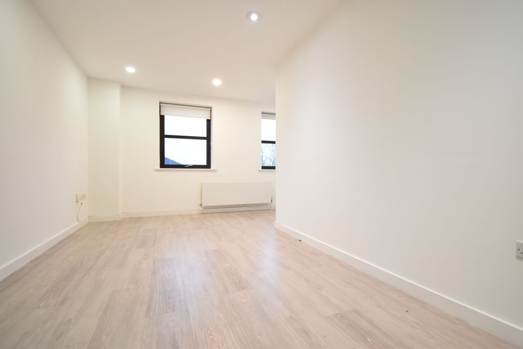 Property photo 3 of 7 Dsc_0471