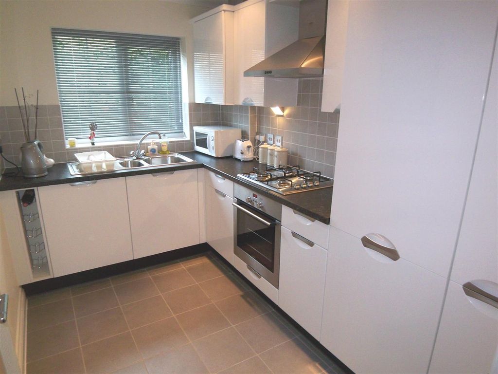 Property photo 2 of 6