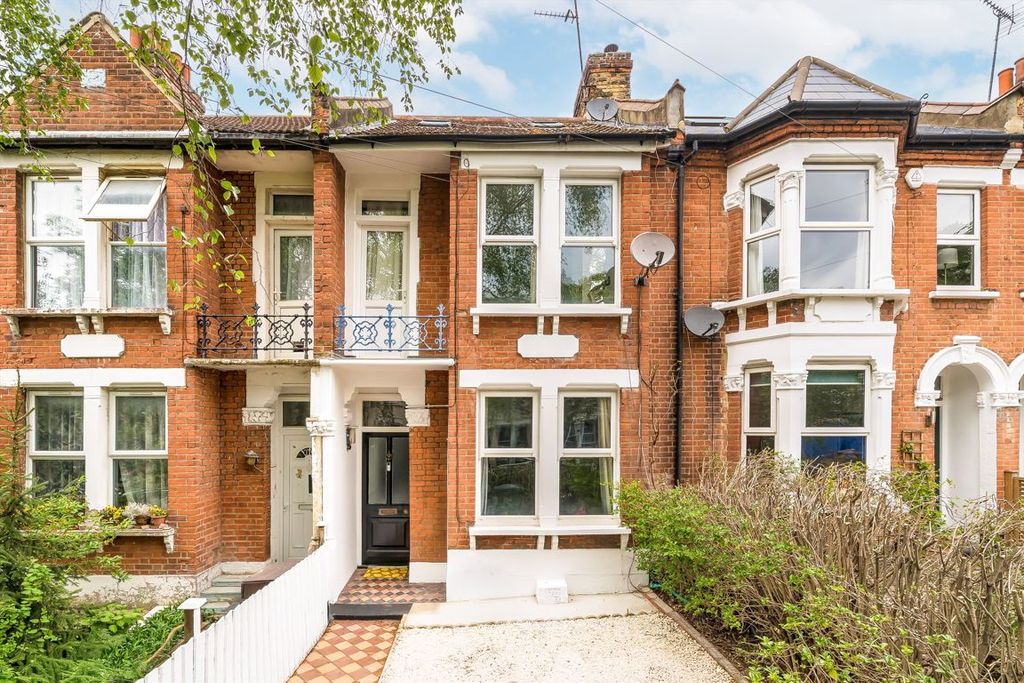 Property photo 1 of 11