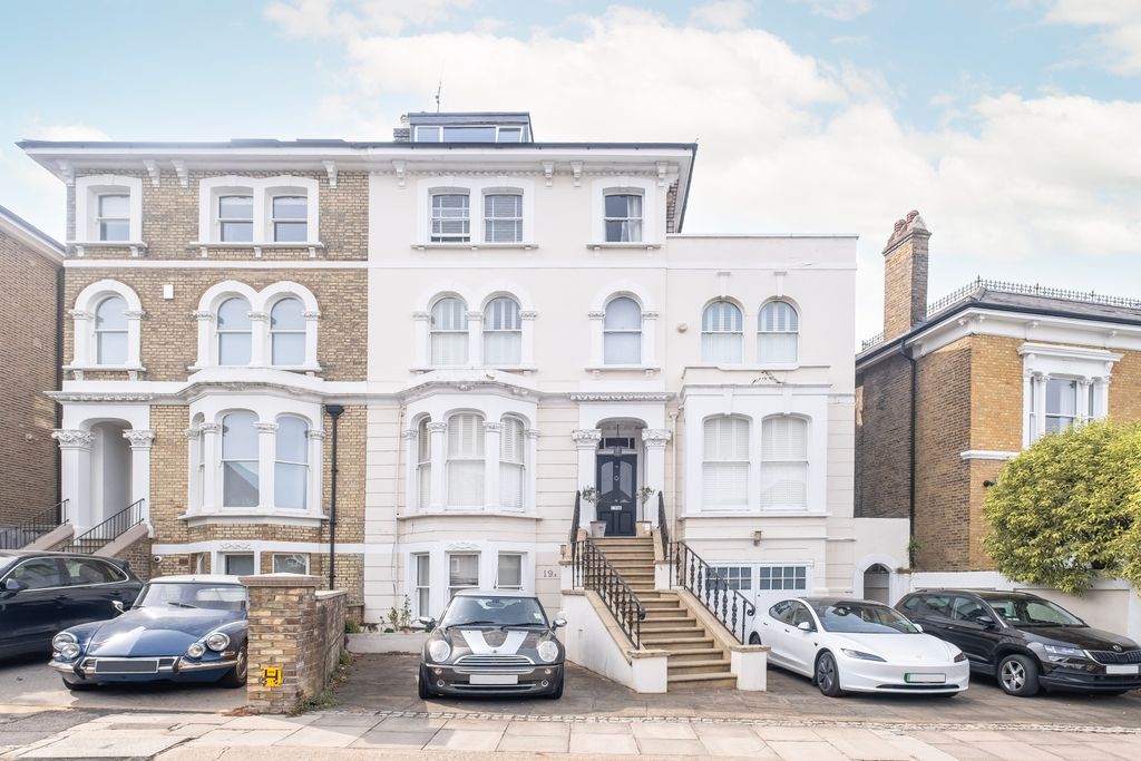 Property photo 1 of 15