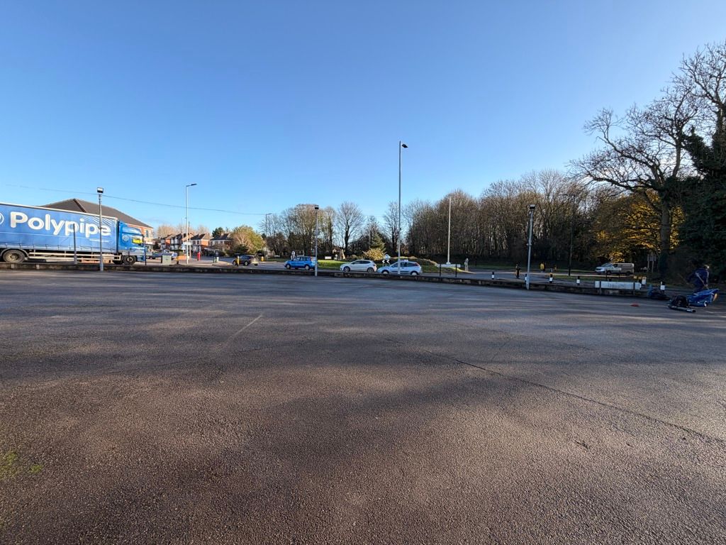 Property photo 2 of 11 Photo 34