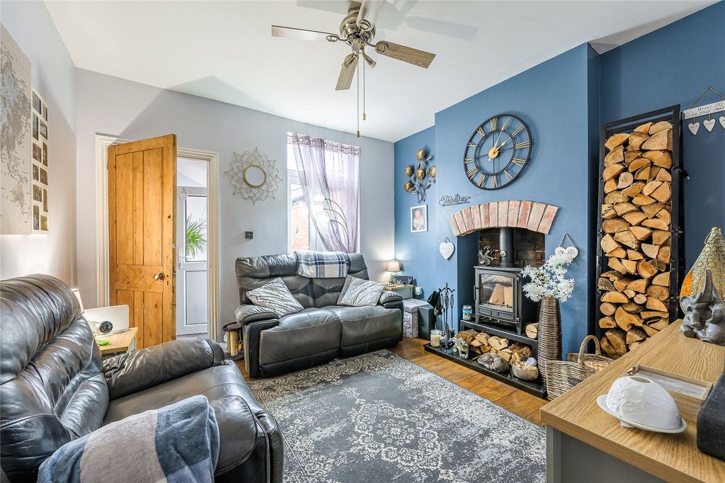 Property photo 2 of 24 Picture No. 10