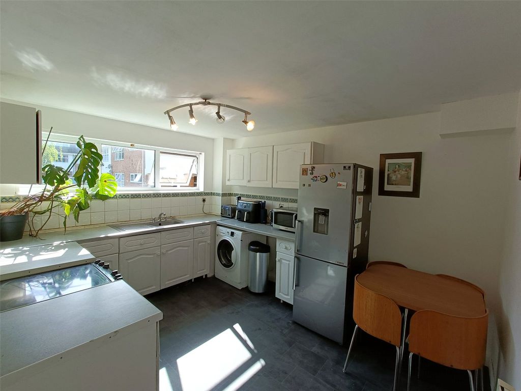 Property photo 3 of 10 Picture No. 42