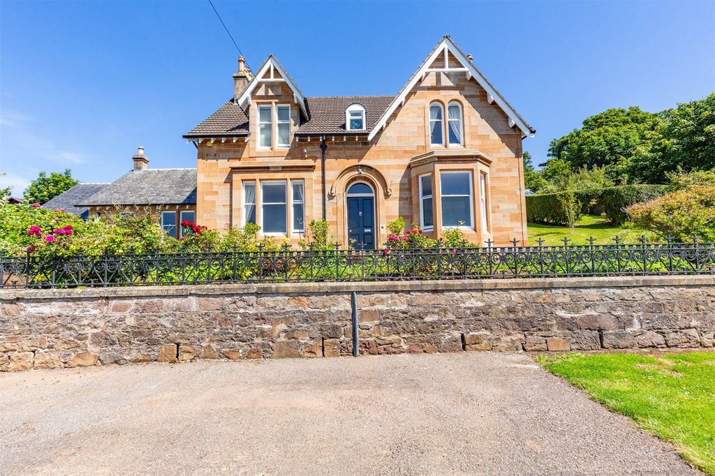 Property photo 3 of 35 Picture No. 28