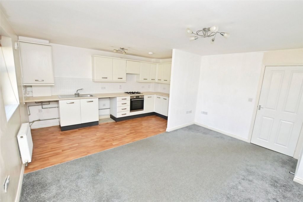 Property photo 2 of 8 Picture No. 01