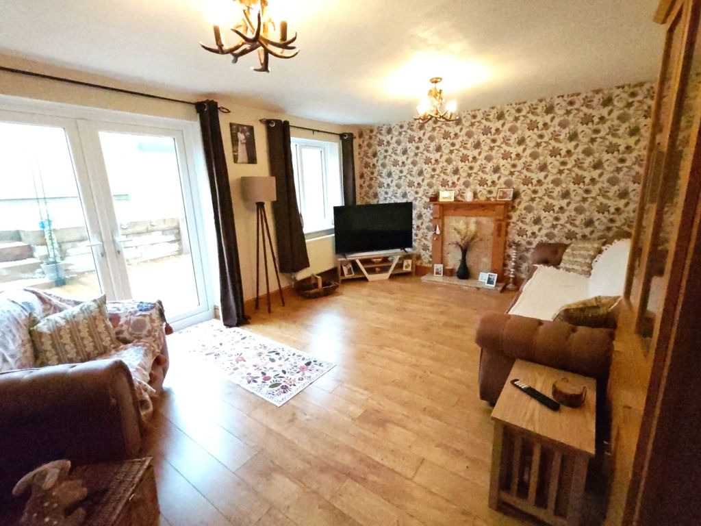 Property photo 2 of 22 Picture No. 12