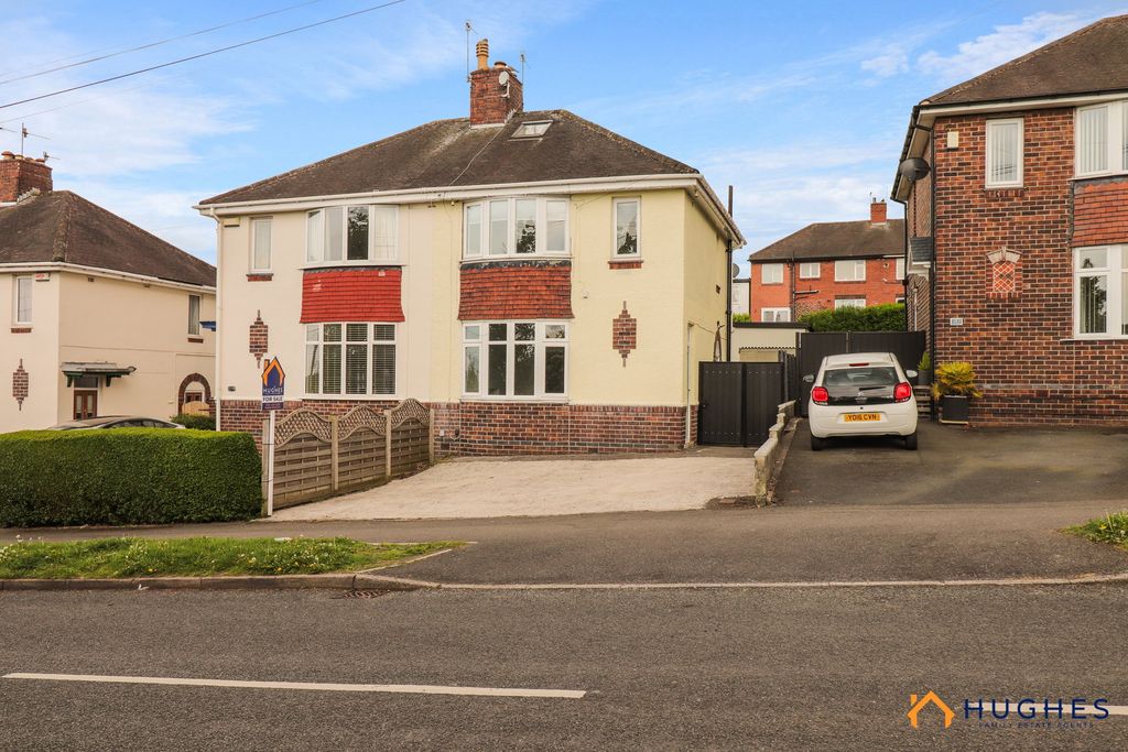 Property photo 1 of 28