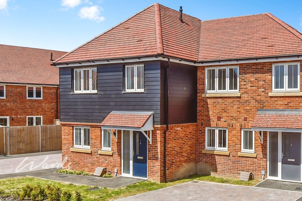 Property photo 1 of 12 869Fe8B7-901Hcwgn...