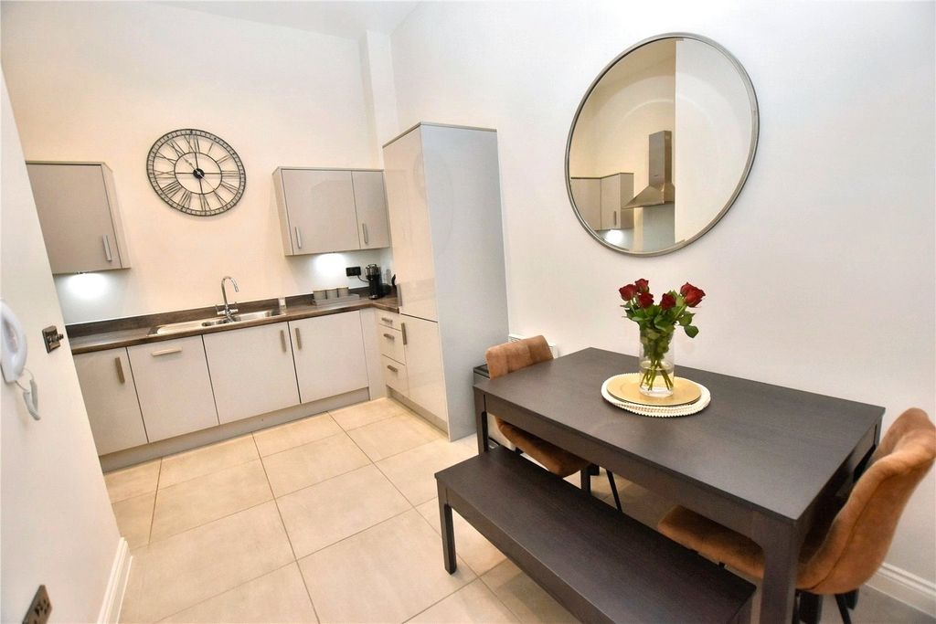 Property photo 3 of 14 Picture No. 26