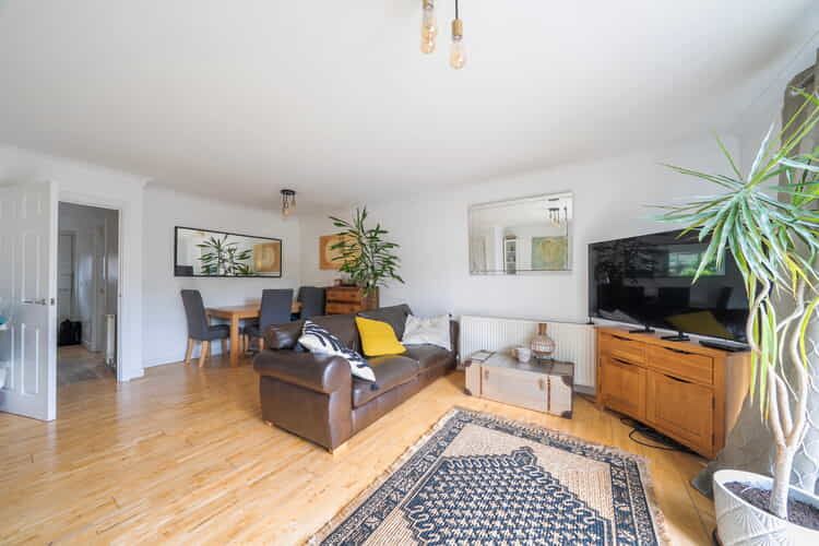 Property photo 3 of 23