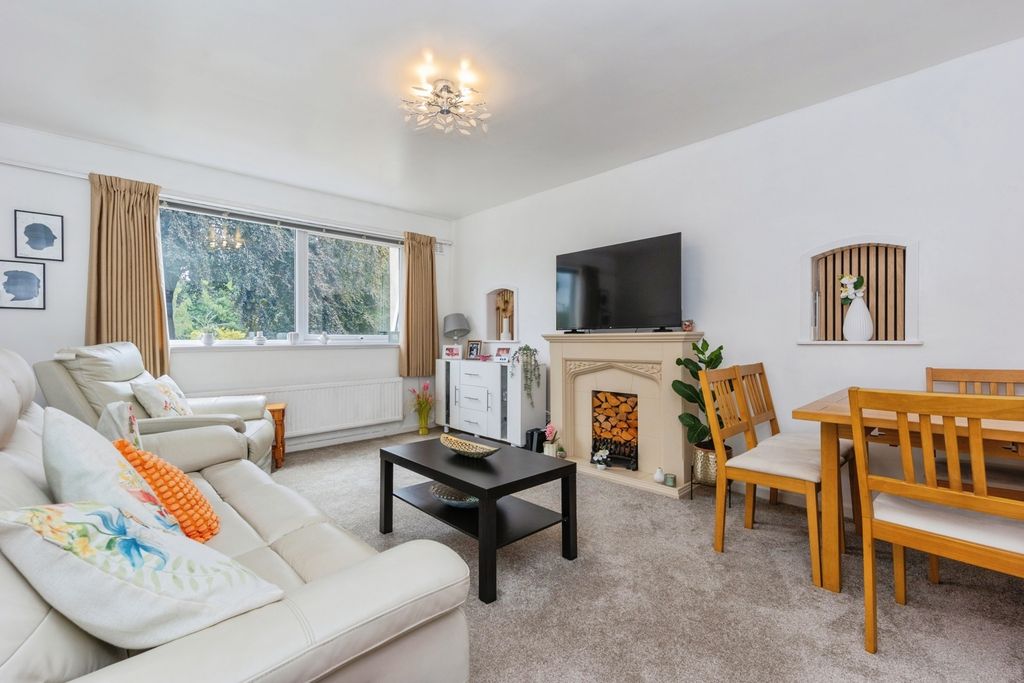 Property photo 3 of 19 Pbox-Img.Jpg