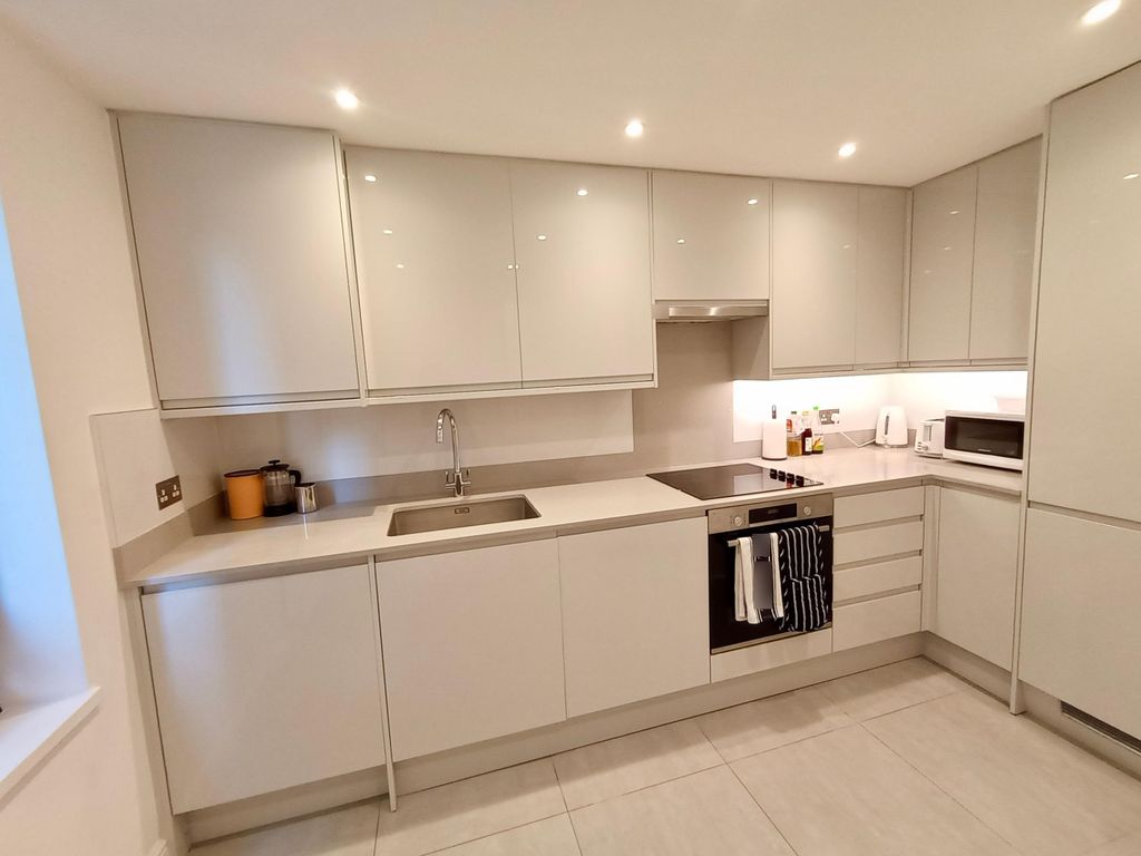 Property photo 2 of 8 Photo 1