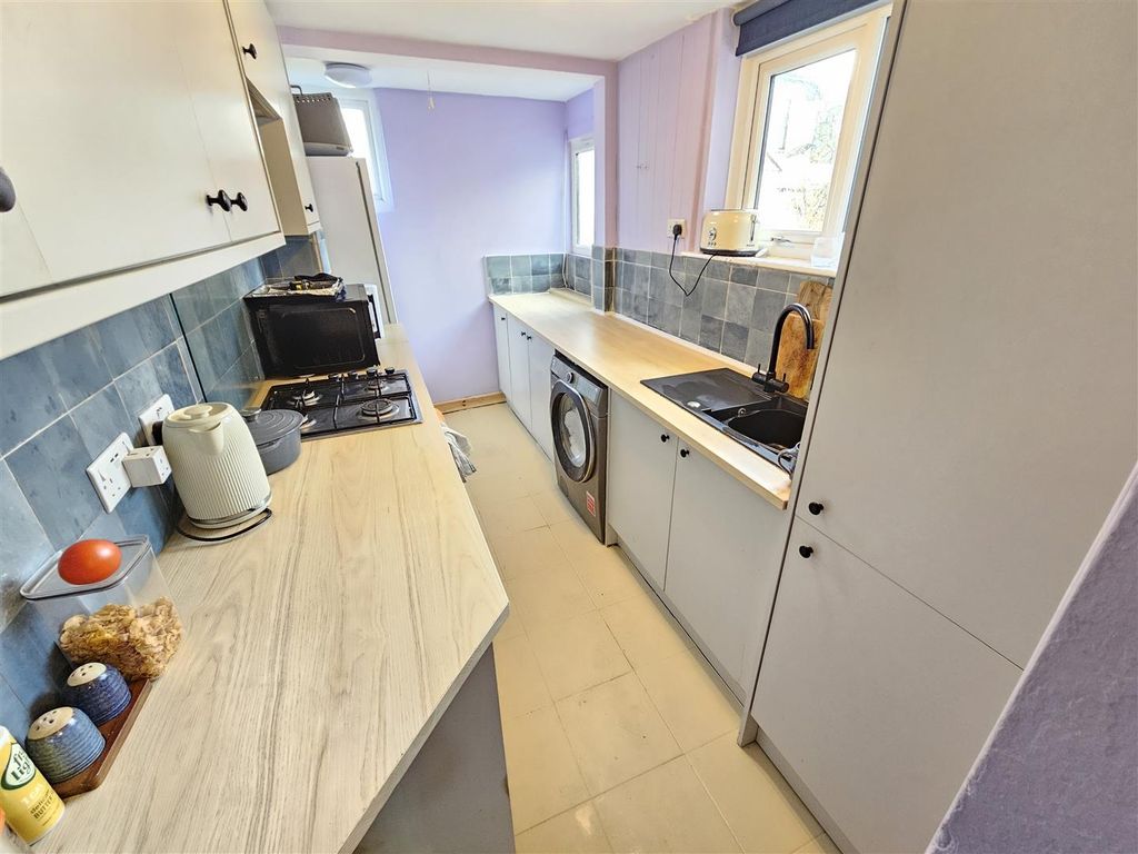 Property photo 3 of 13 Kitchen.Jpg