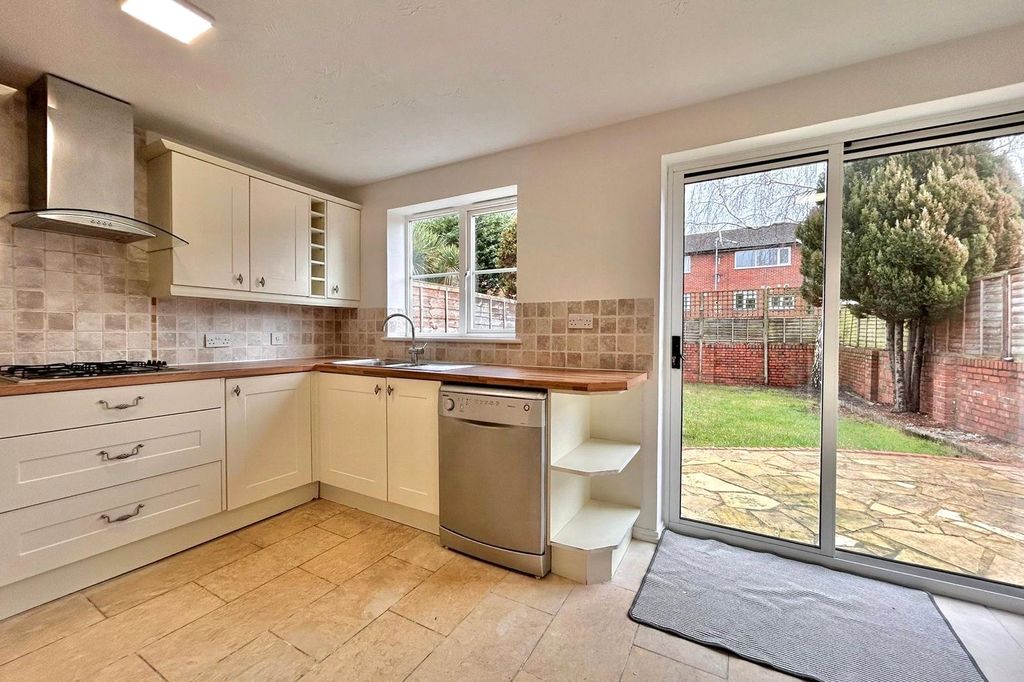 Property photo 3 of 14 Picture No. 05