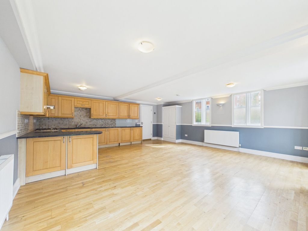 Property photo 3 of 11 Picture No. 13