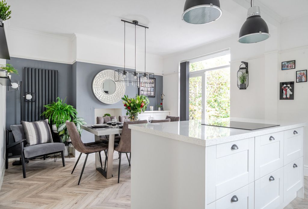 Property photo 3 of 19 Kitchen Dining Room