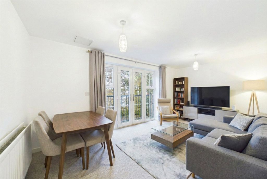 Property photo 1 of 5 Picture No. 23