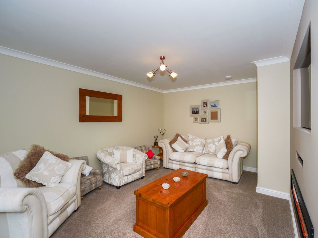Property photo 2 of 41