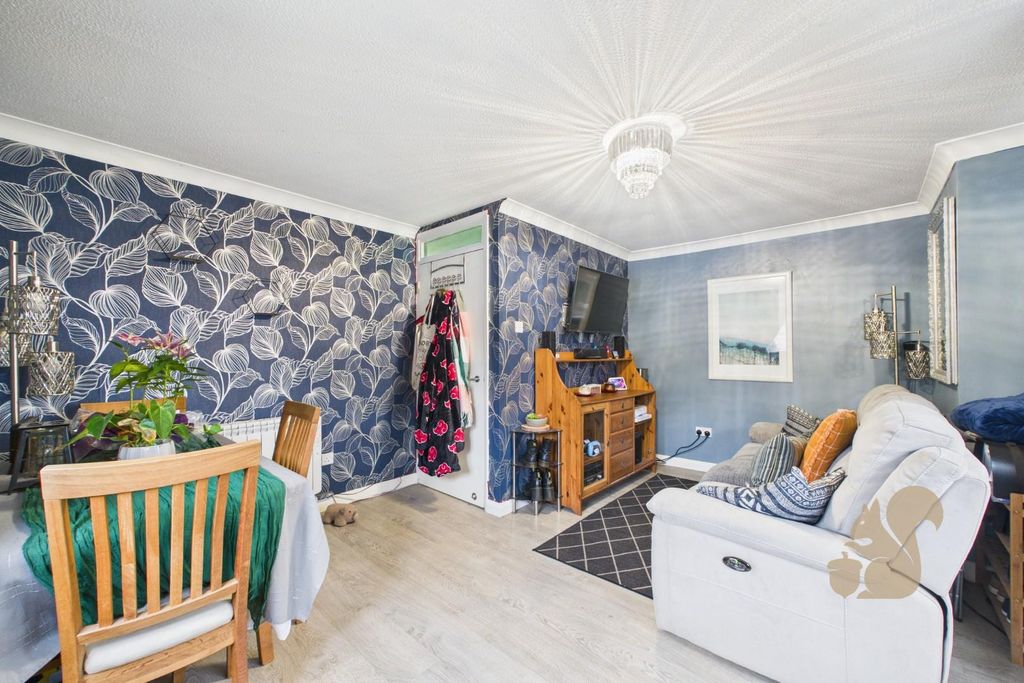 Property photo 3 of 14 Cam01659G0-Pr0701-Still010.Jpg