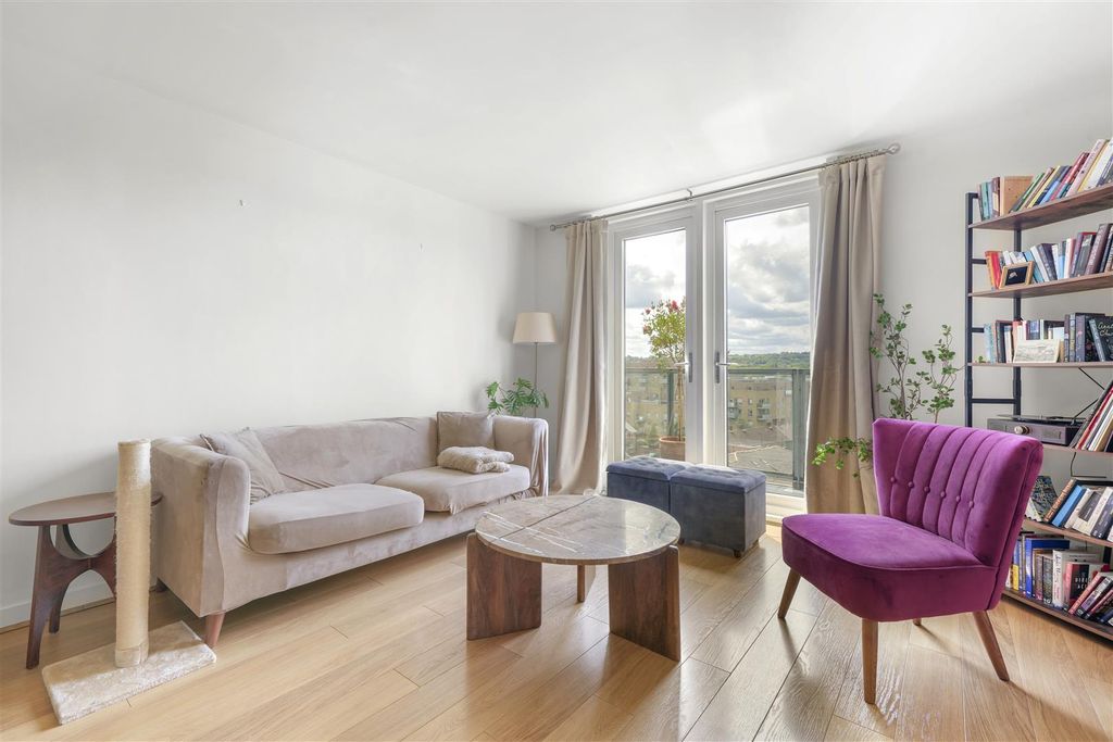 Property photo 3 of 15