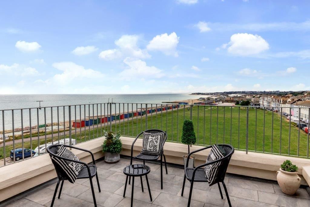 Property photo 2 of 29