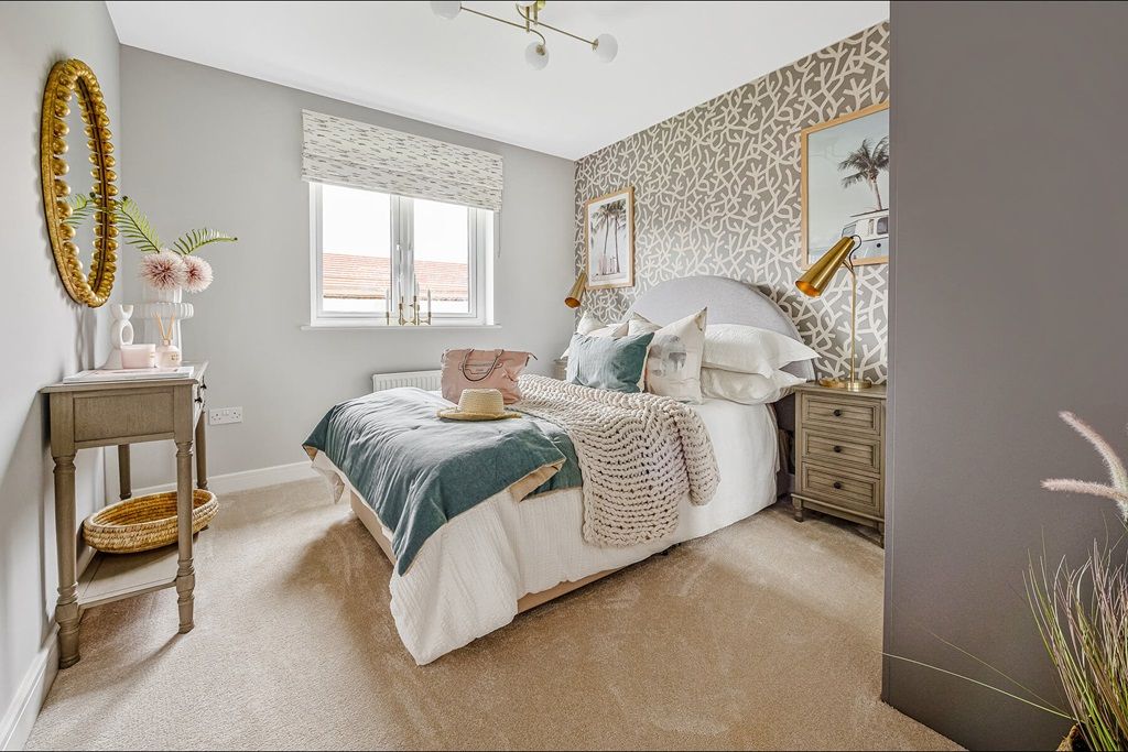 Property photo 1 of 13 Main Bedroom With Space For A Large Bed