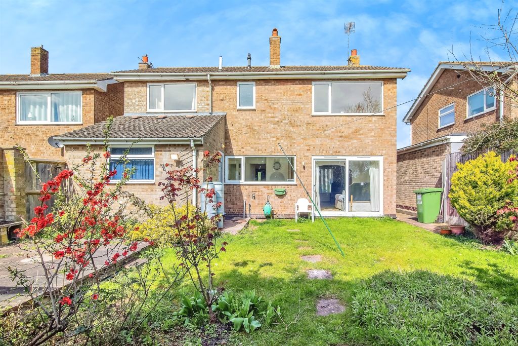 Property photo 3 of 16