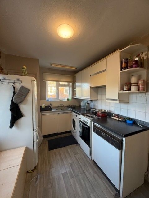 Property photo 2 of 7 5