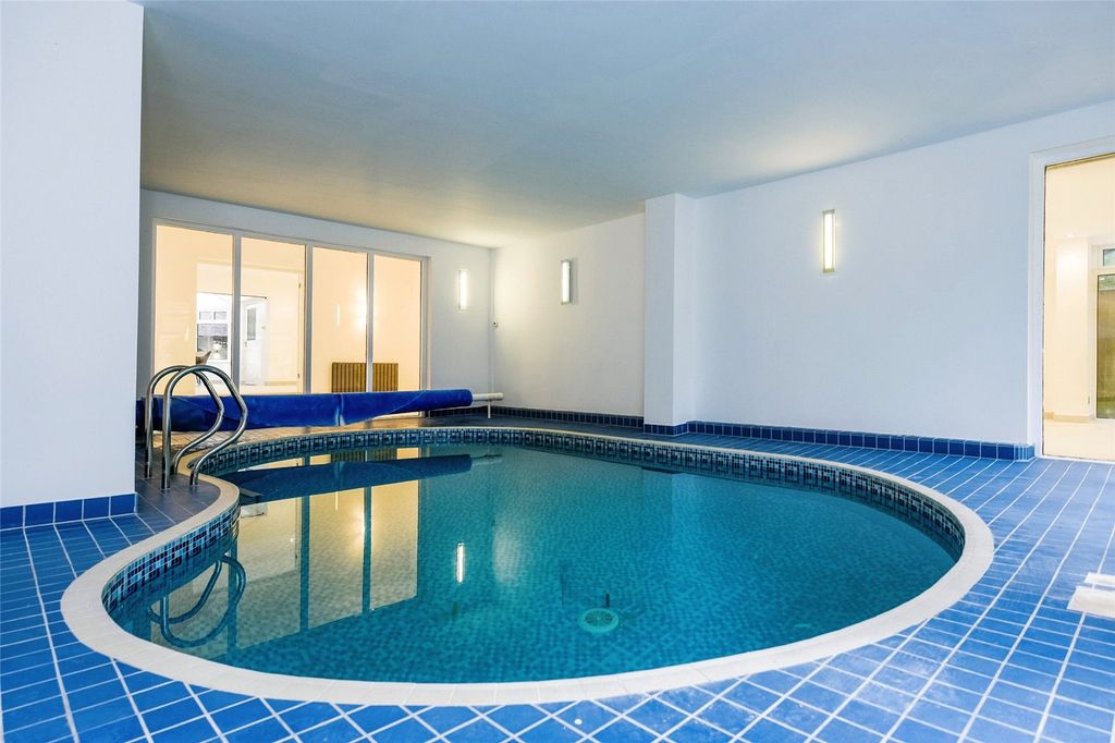 Property photo 3 of 32 Pool