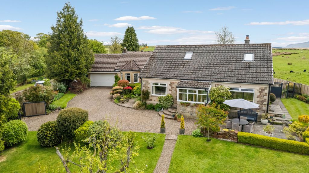 Property photo 1 of 45