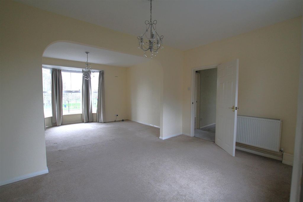 Property photo 2 of 8 Img_2195.Jpg