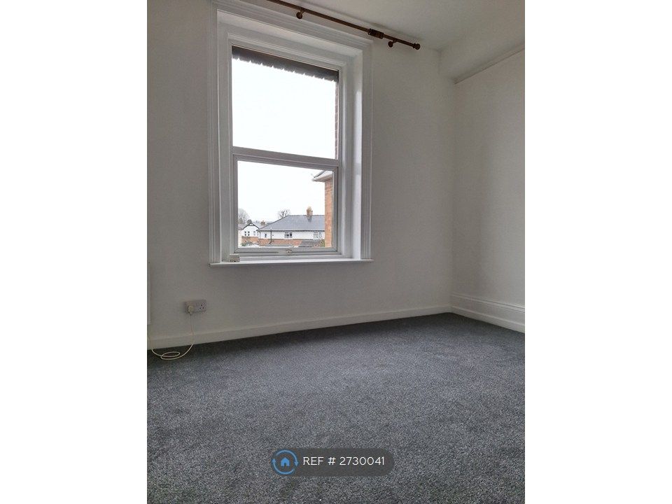 Property photo 3 of 6 Sitting Room