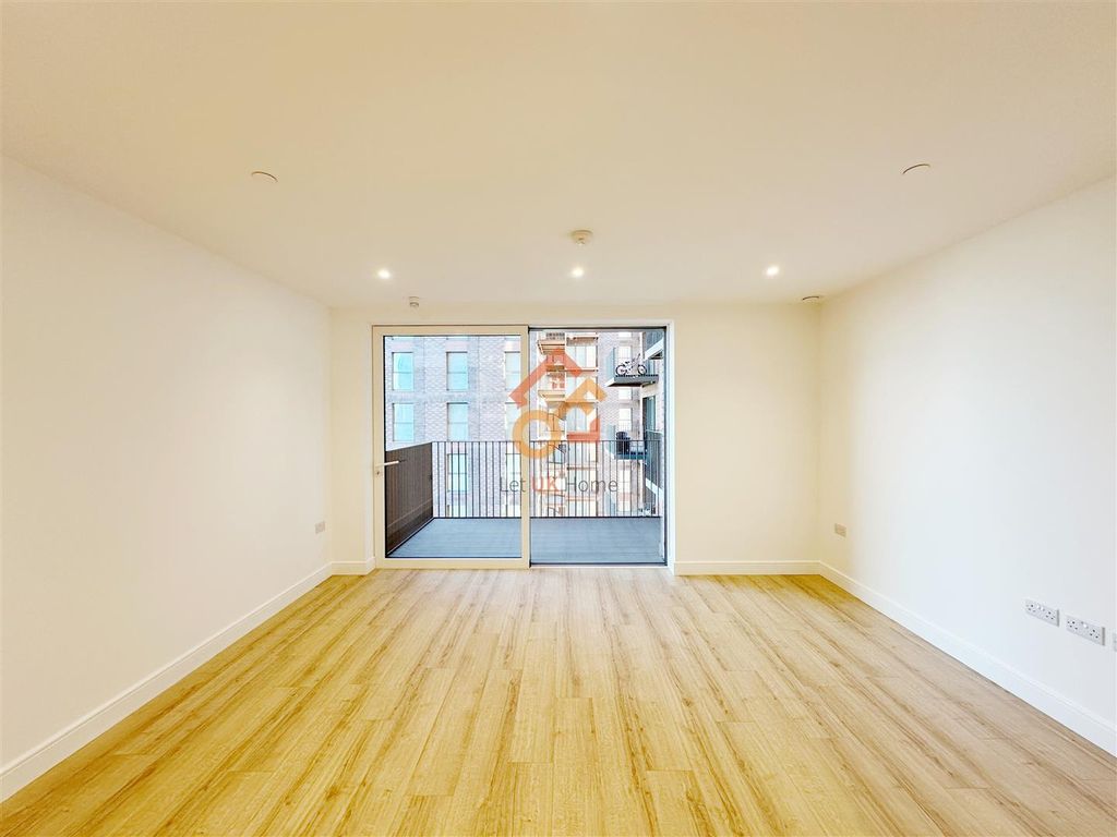 Property photo 3 of 33 ????_2025-11-19_113752_637.Jpg