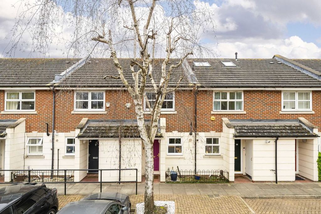 Property photo 3 of 8