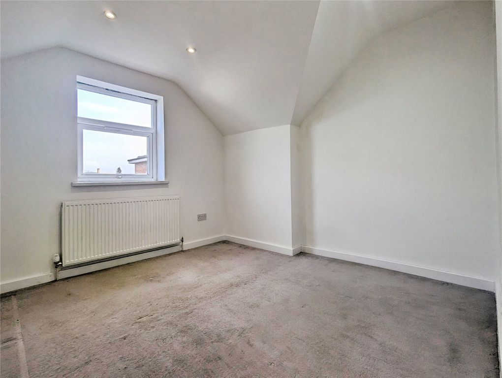 Property photo 3 of 8 Picture No. 02