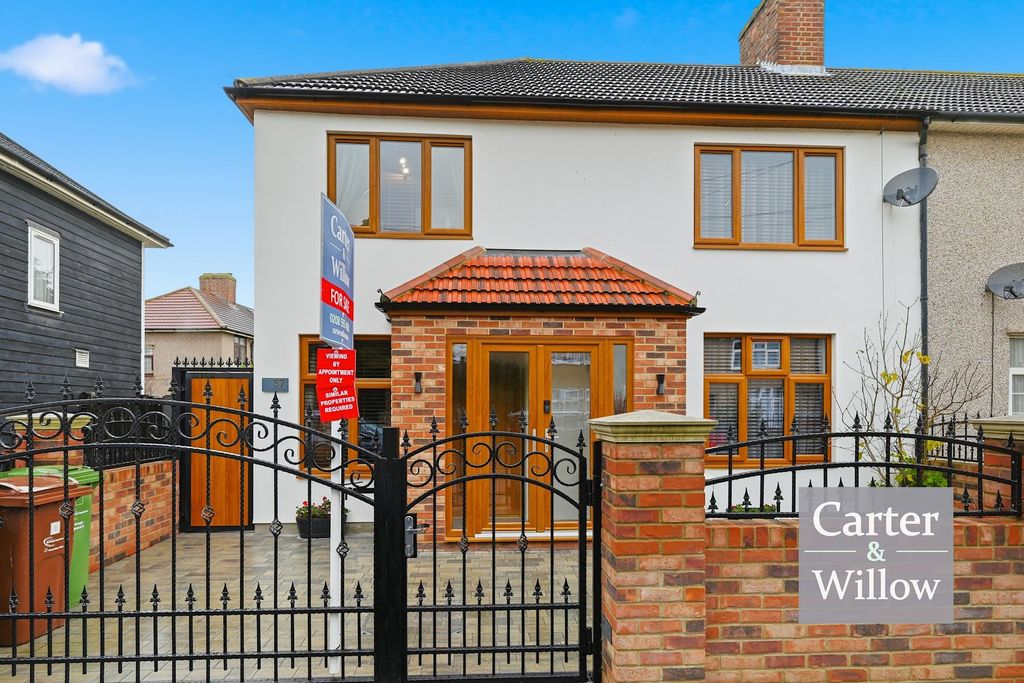 Property photo 1 of 22