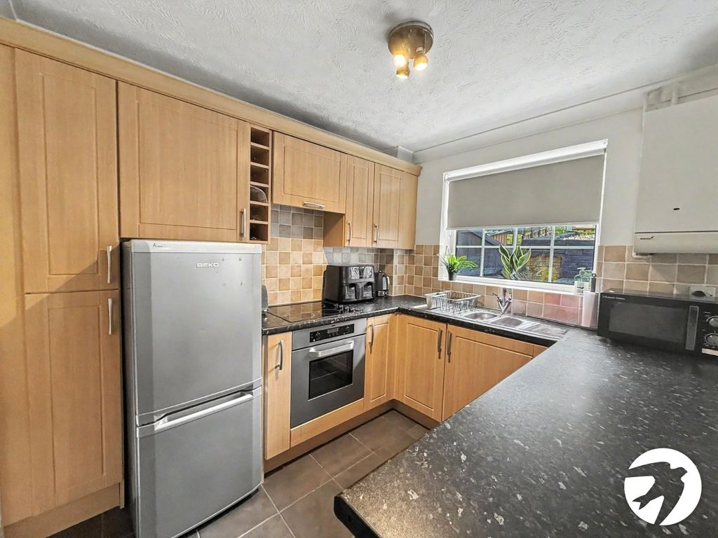 Property photo 3 of 12 Picture No. 22