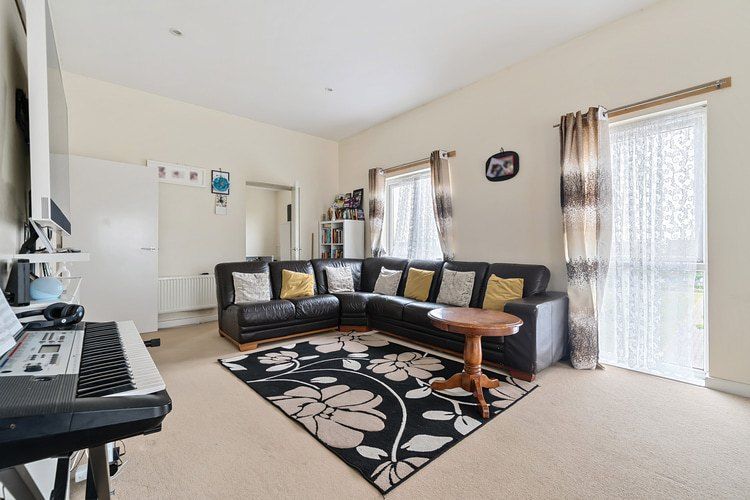 Property photo 3 of 24 1290237 21 682Da5Af06383 Arw.Nef