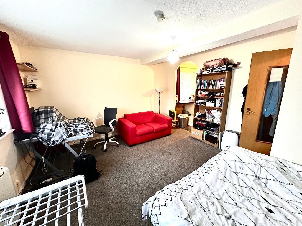 Property photo 2 of 10 Photo 2