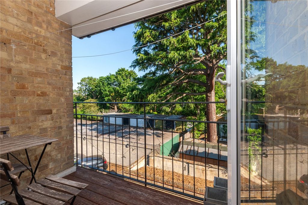 Property photo 2 of 10 Picture No. 20