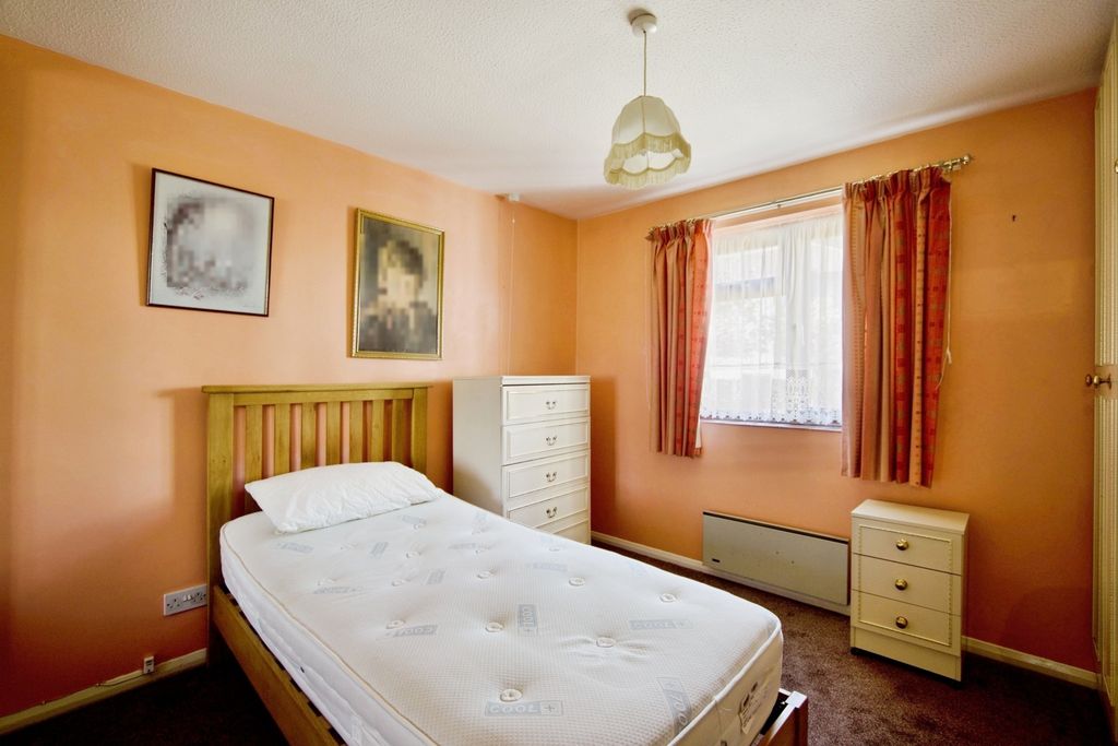 Property photo 2 of 19 Pbox-Img.Jpg
