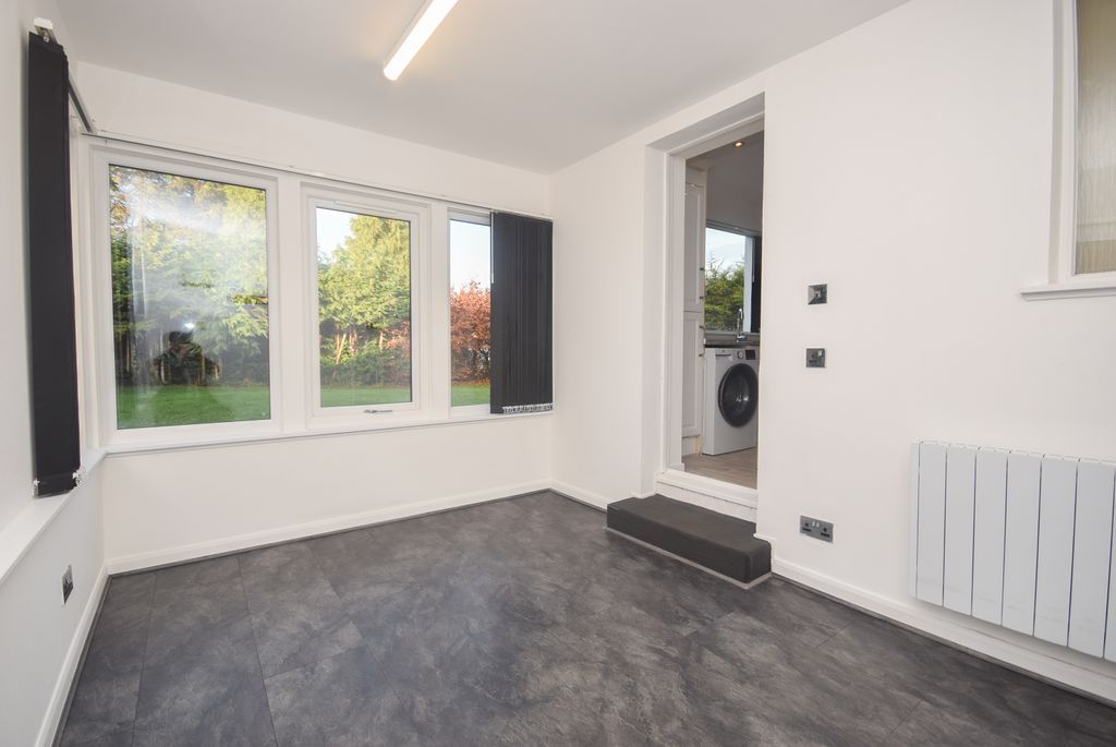 Property photo 3 of 33 Dsc_0335