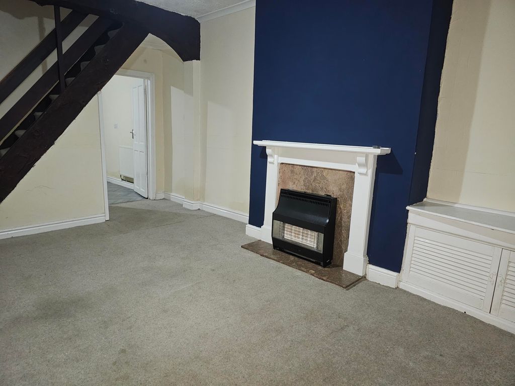 Property photo 1 of 33
