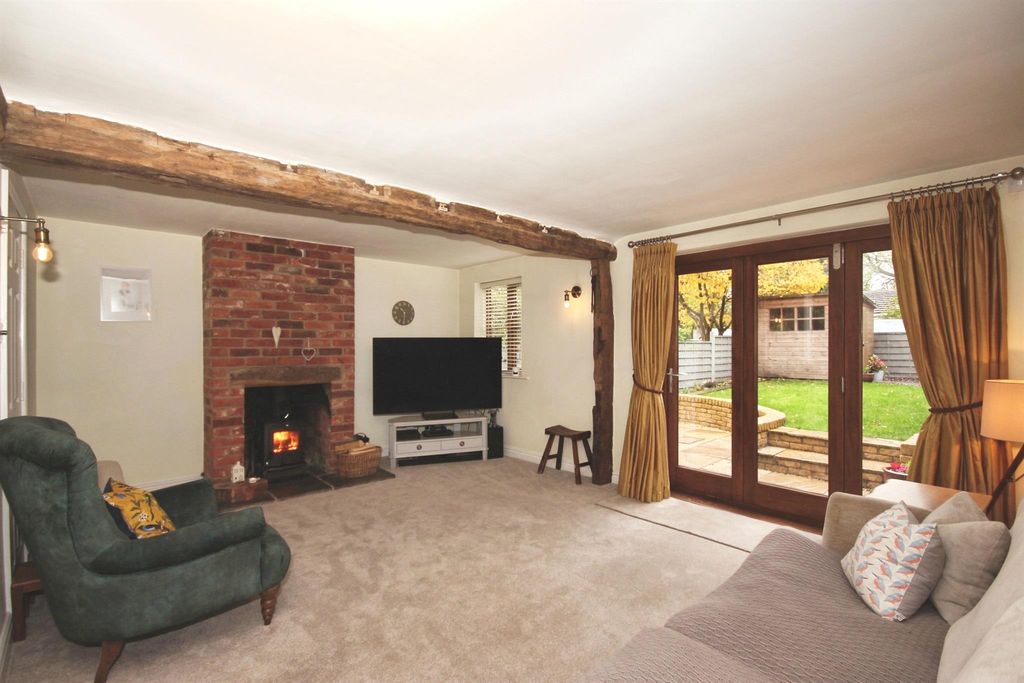 Property photo 3 of 18