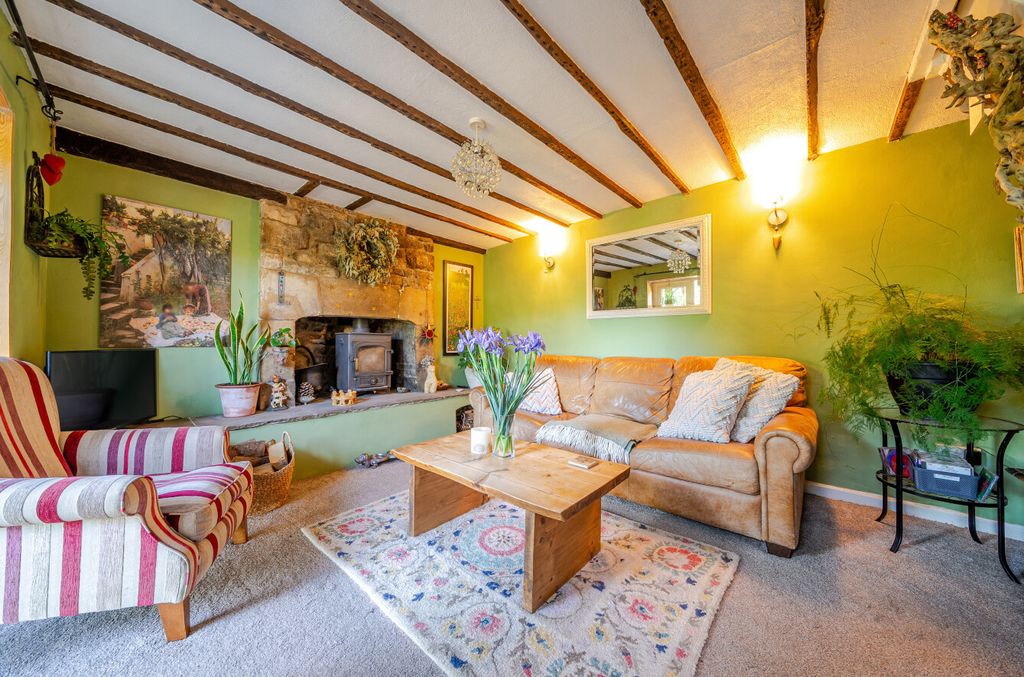 Property photo 2 of 23 1324964-1-6870E50...