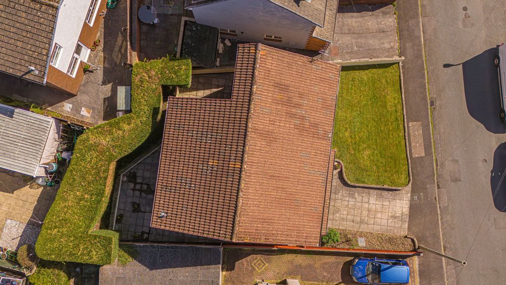 Property photo 3 of 44