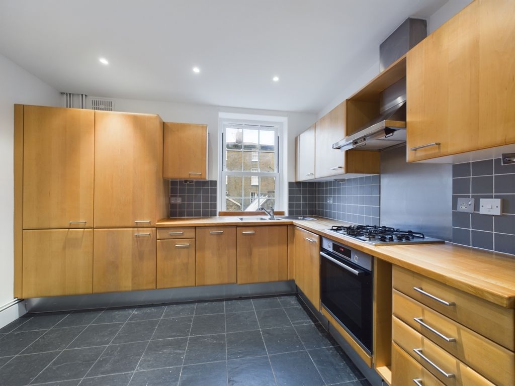 Property photo 3 of 15 Kitchen