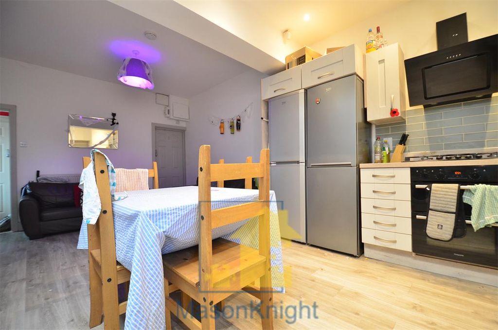 Property photo 3 of 11 Mtxx37.Jpg