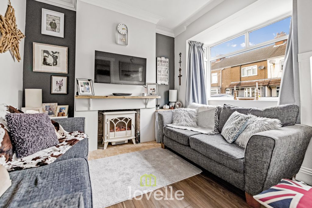 Property photo 3 of 28