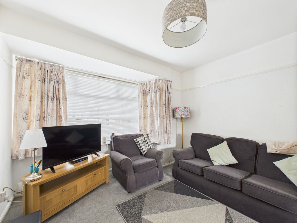 Property photo 3 of 24